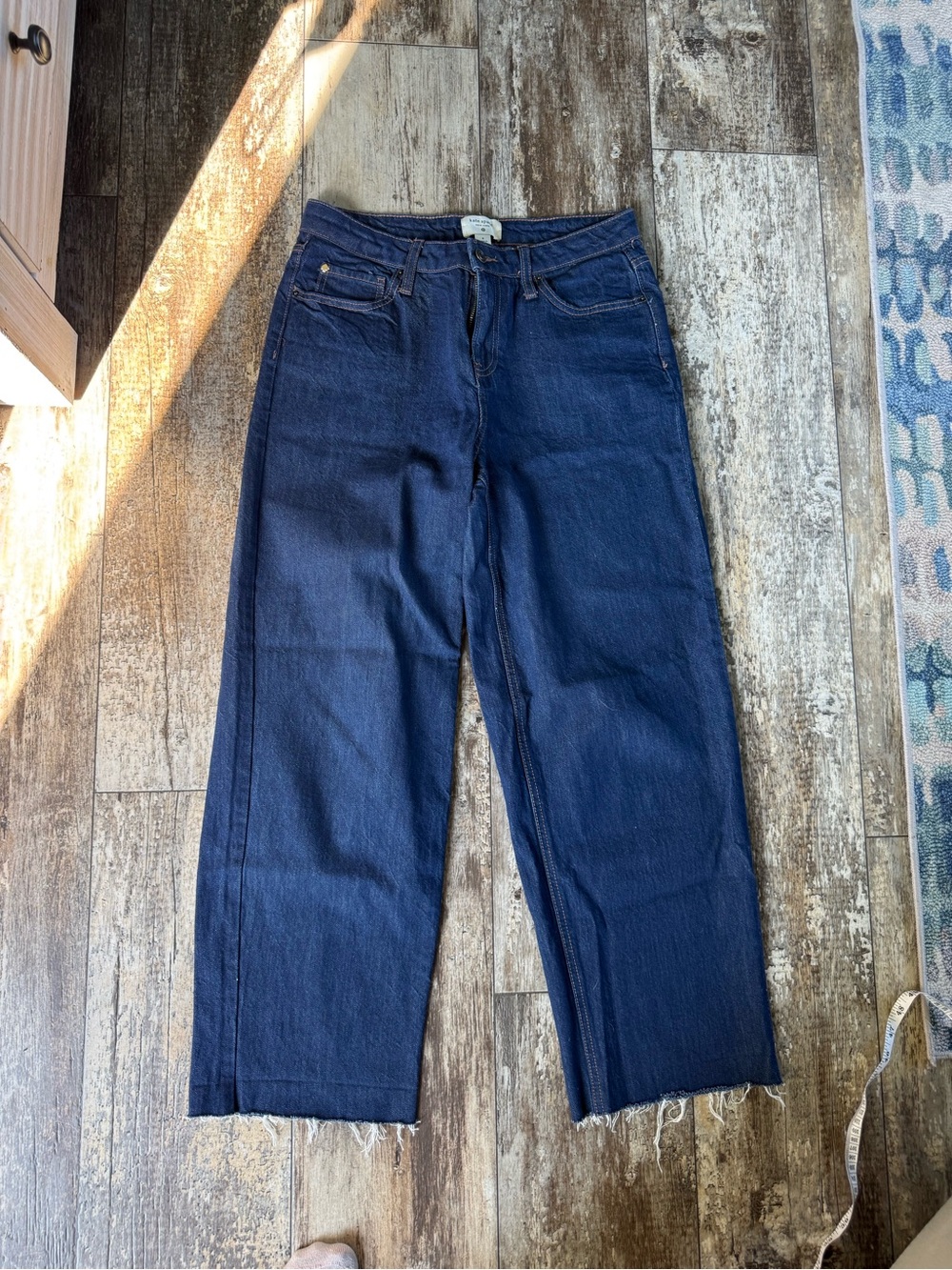 2 for $30 sale: Kate spade dark wash wide leg / barrel jeans relaxed fit 6
